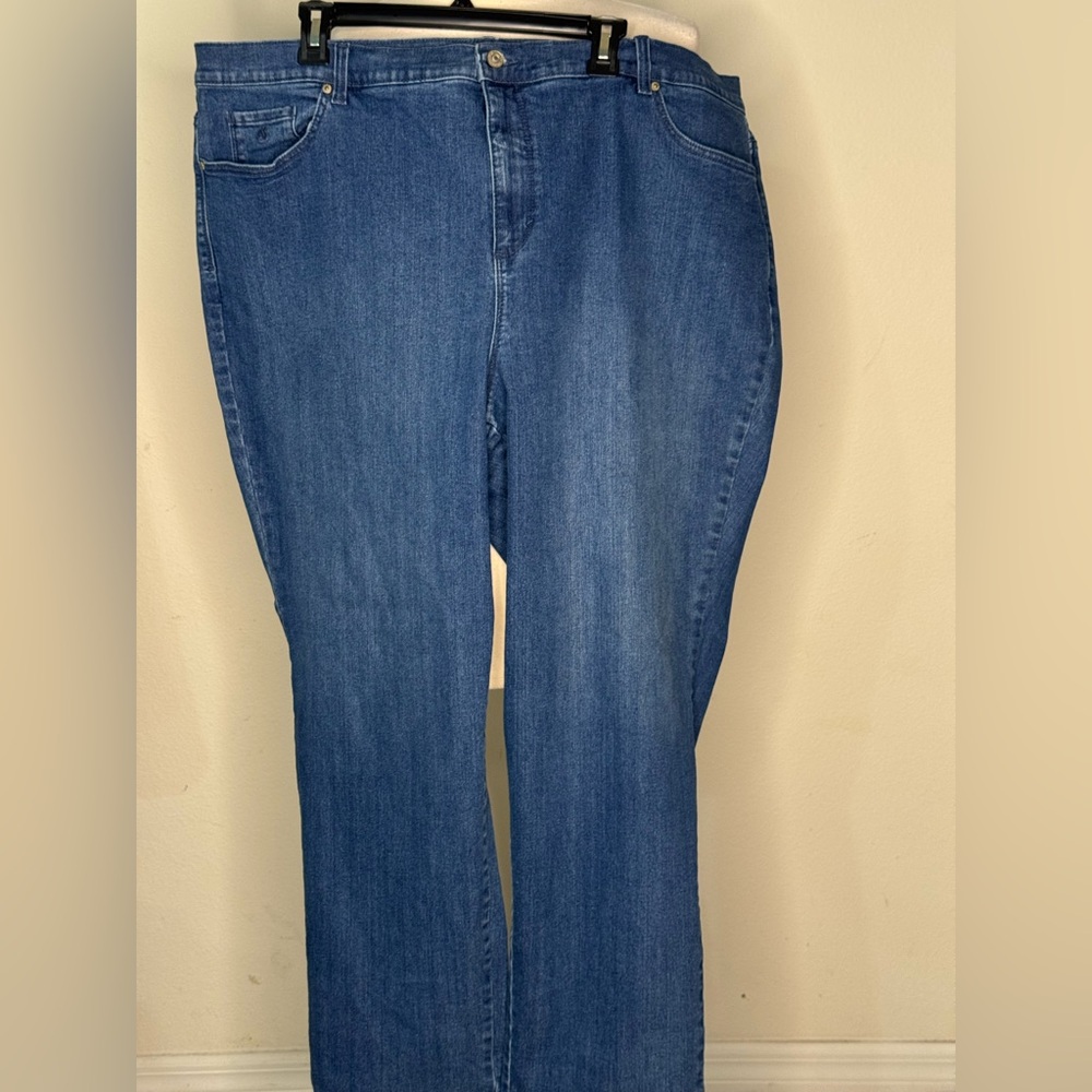 glory Vanderbilt jeans, denim five pockets style name Amanda 24W Med/Dark denim